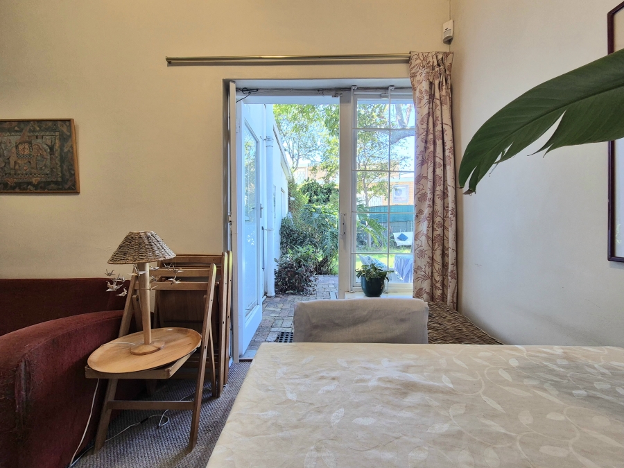 3 Bedroom Property for Sale in Wynberg Upper Western Cape